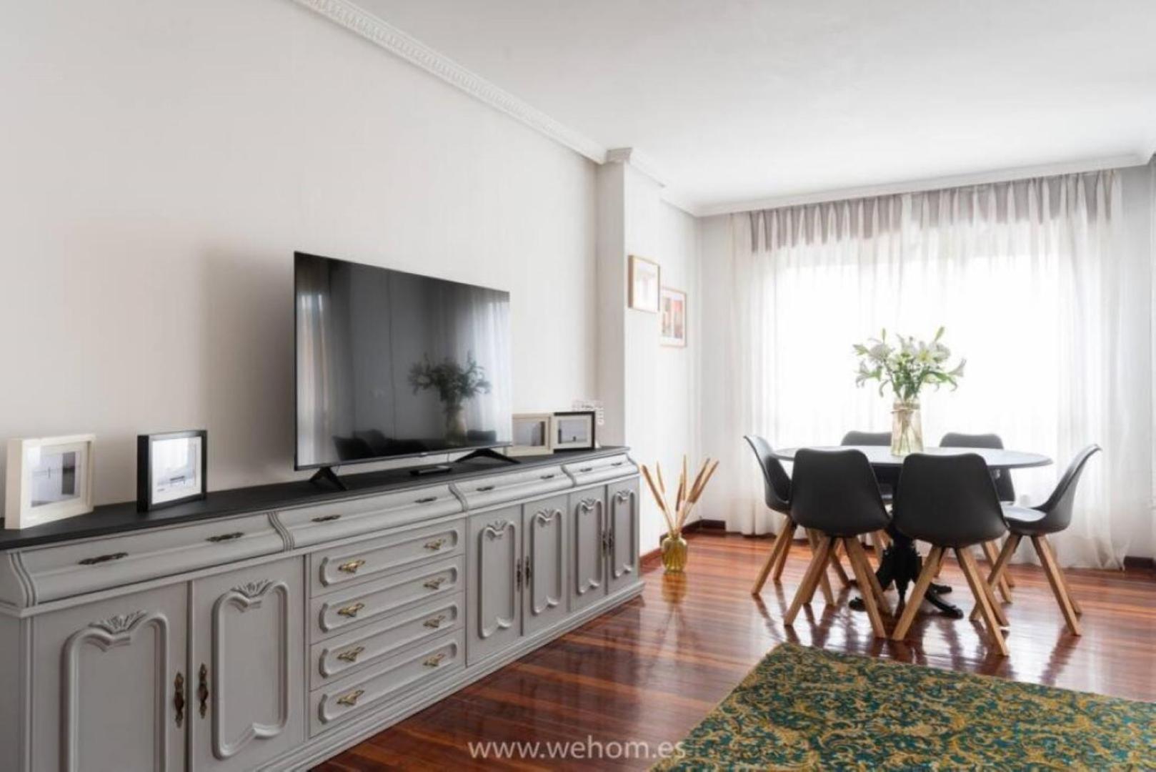 Apartamento Con Parking Privado Apartamento *