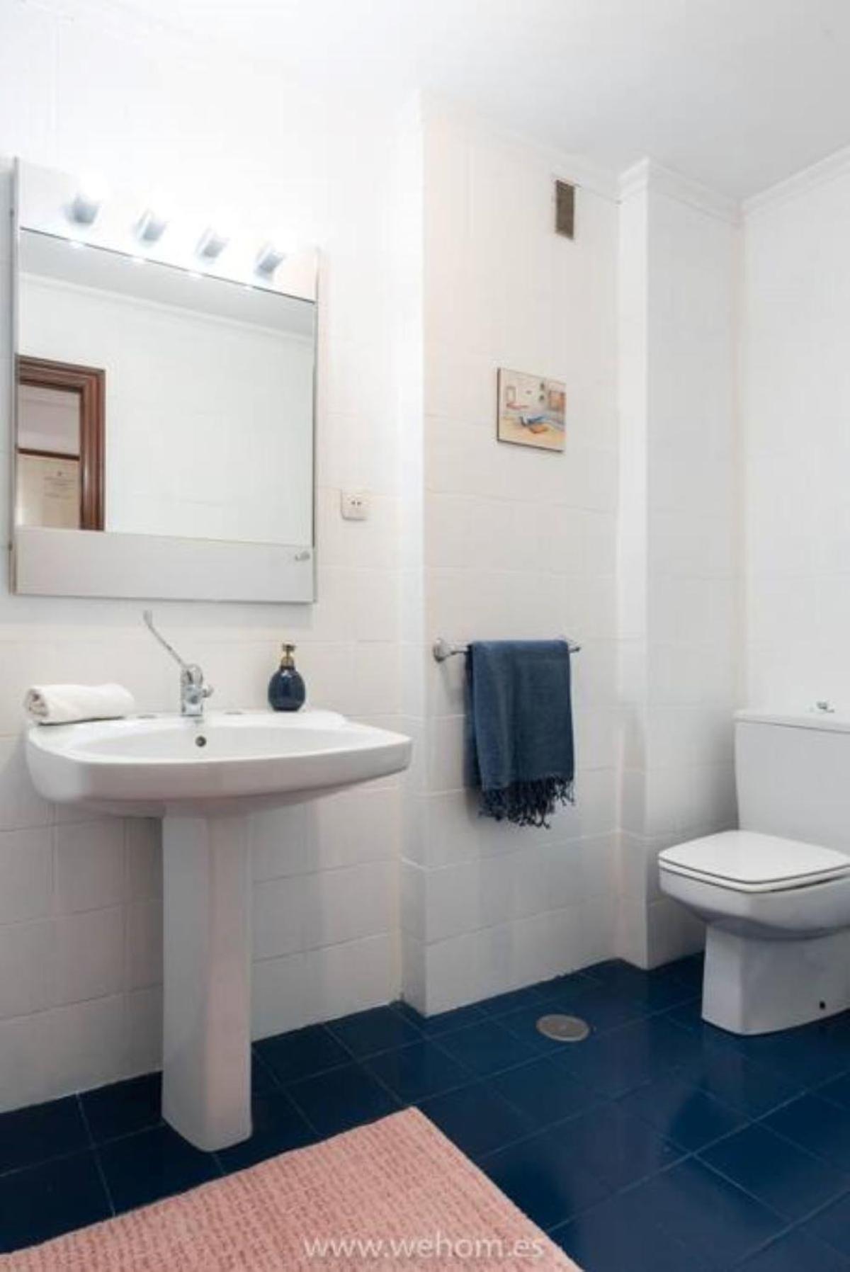 Apartamento Con Parking Privado Apartamento *